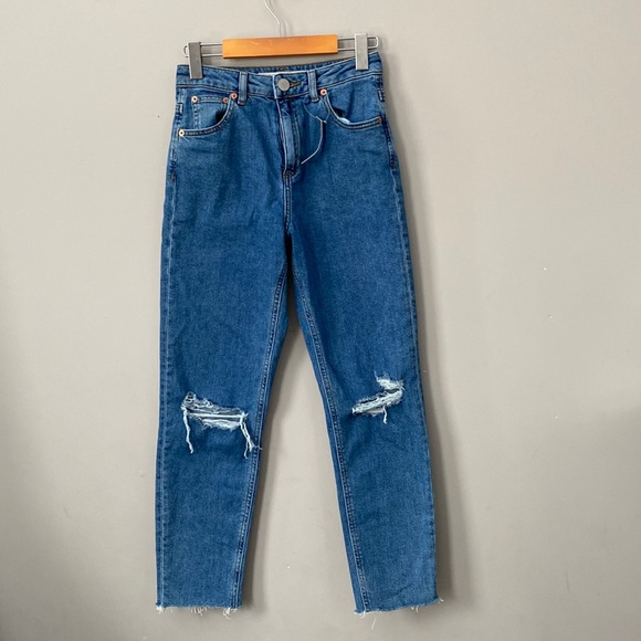 ASOS DESIGN Petite Recycled Farleigh Petite Mom Jeans Size 25w28l - Picture 2 of 7